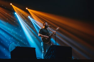 Cantor interpretou seus sucessos durante uma hora de show, que teve a participação de Dan Nascimento